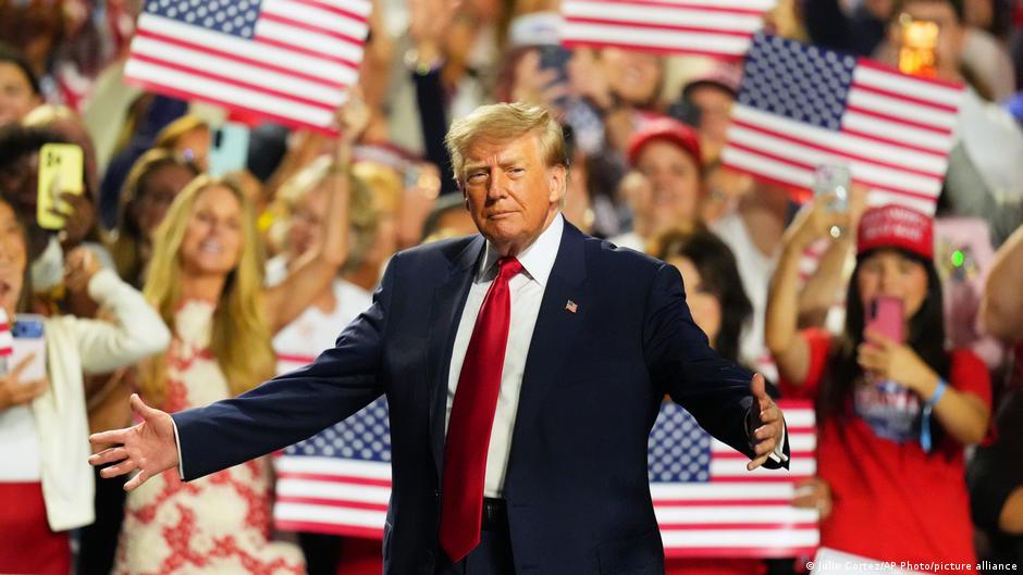 Republicanos concluyen convención en Dallas con un llamado a la lealtad hacia Donald Trump