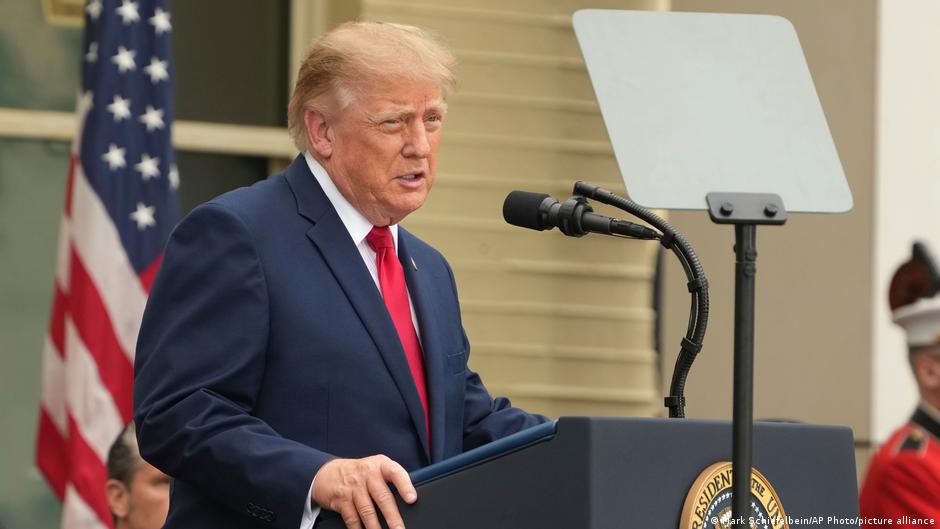 Trump busca acuerdo comercial con Bielorrusia para reducir dependencia de potasa canadiense