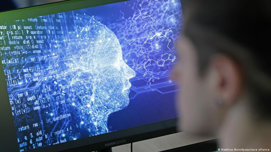 Pekín endurece controles para frenar la fuga de cerebros y capitales