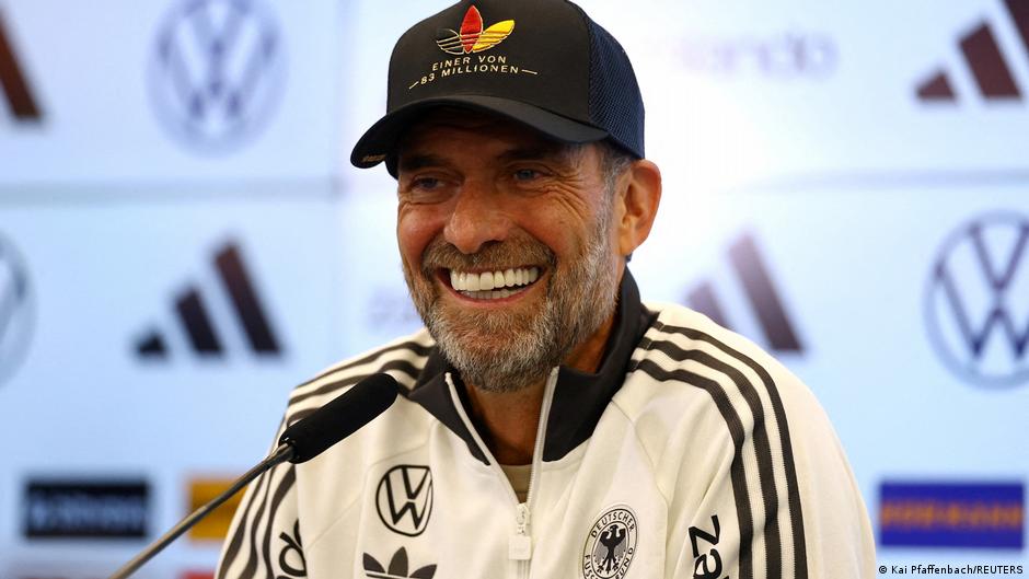La era Klopp inicia en Alemania: una convocatoria masiva para una refundación total