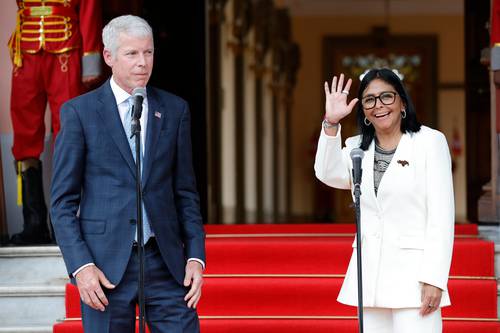 Venezuela sella ocho acuerdos petroleros millonarios con empresas extranjeras
