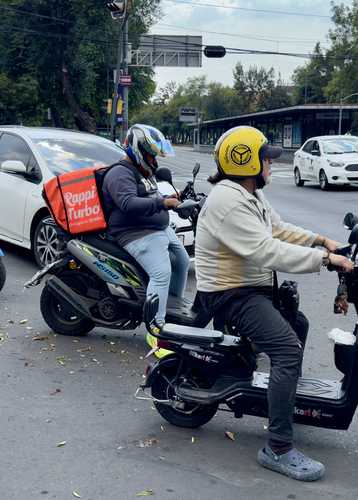 Cae 19.5% el número de trabajadores por aplicaciones con seguridad social integral en México