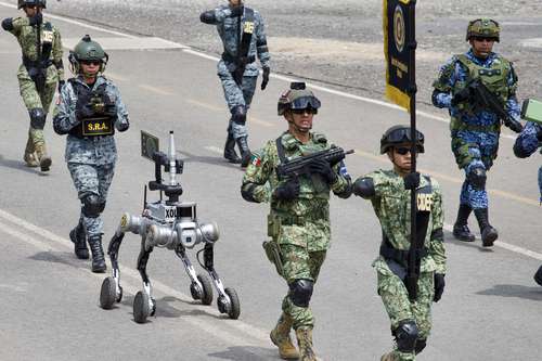 Más de 15 mil elementos se preparan para el desfile del 216 aniversario de la Independencia