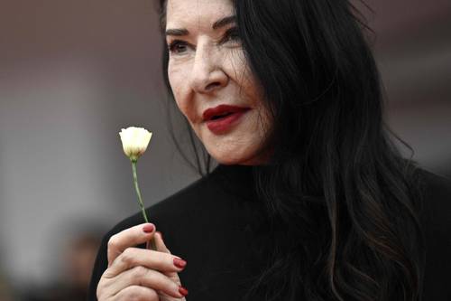 Marina Abramović deslumbra en la 83 edición del Festival Internacional de Cine de Venecia