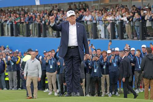 Donald Trump anuncia la eliminación de aranceles al whisky irlandés