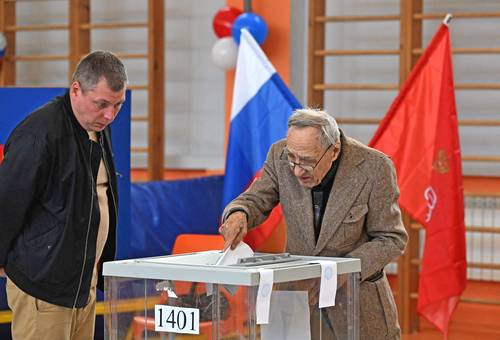 Rusia inicia elecciones legislativas de tres días bajo control absoluto del Kremlin