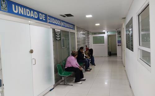 Padres de bebés fallecidos en hospital del IMSS en Durango acudirán a la FGR